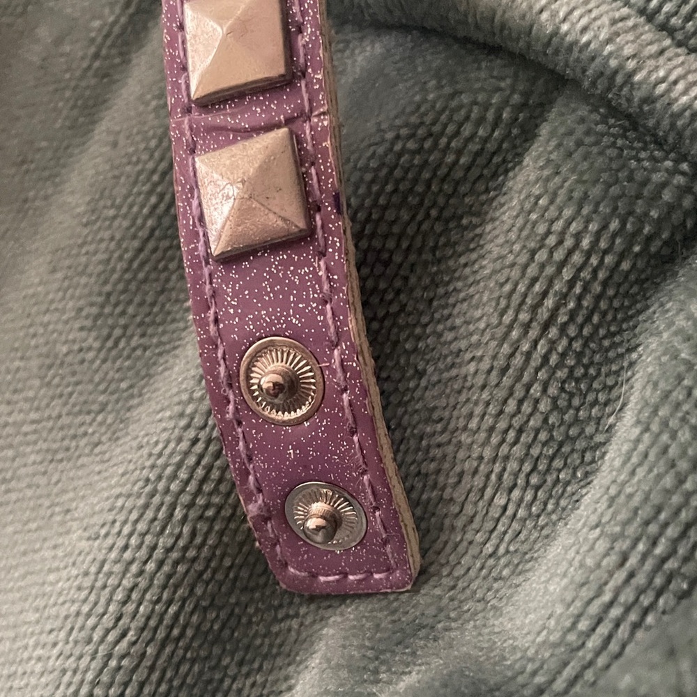 80’s Purple Studded bracelet - Picture 2 of 5